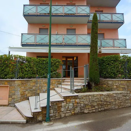 Hotel Clarin 14 By Dori 3*