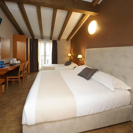 Hotel Clarin 14 By Dori 3*