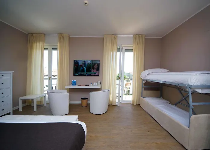 Ξενοδοχείο Clarin 14 By Dori