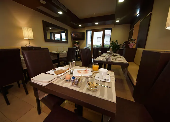 Ξενοδοχείο Clarin 14 By Dori Πεσκιέρα ντελ Γκάρντα