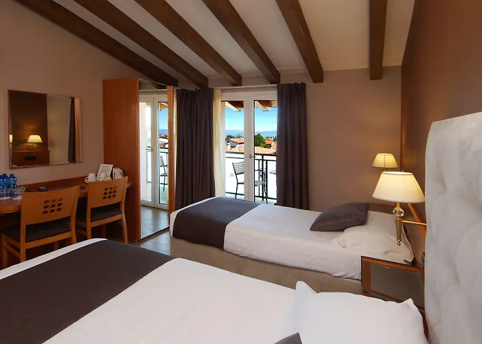 Clarin 14 By Dori Πεσκιέρα ντελ Γκάρντα