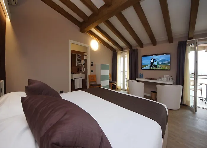 Ξενοδοχείο Clarin 14 By Dori Πεσκιέρα ντελ Γκάρντα