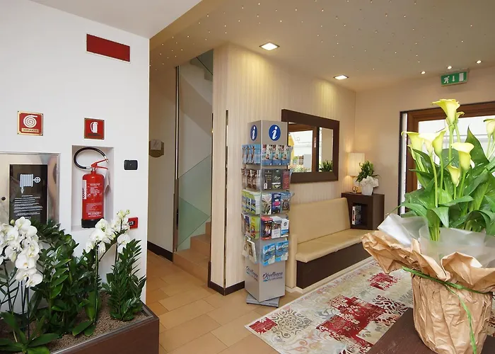 Ξενοδοχείο Clarin 14 By Dori