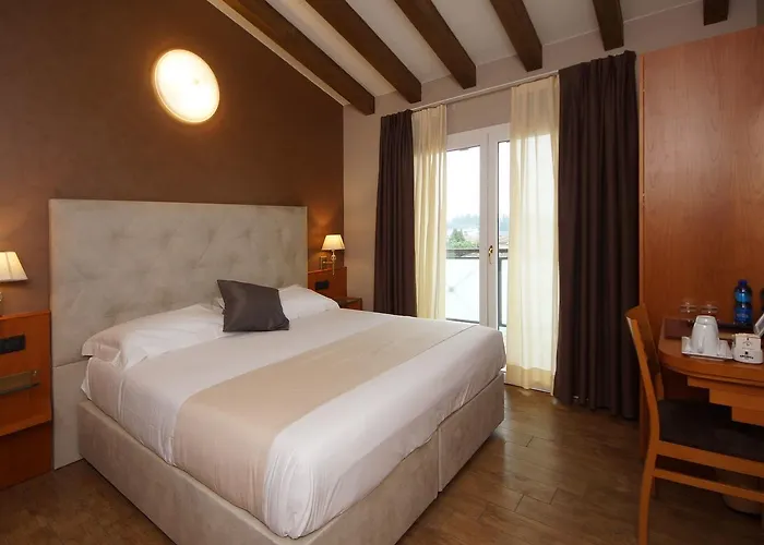 Ξενοδοχείο Clarin 14 By Dori 3*