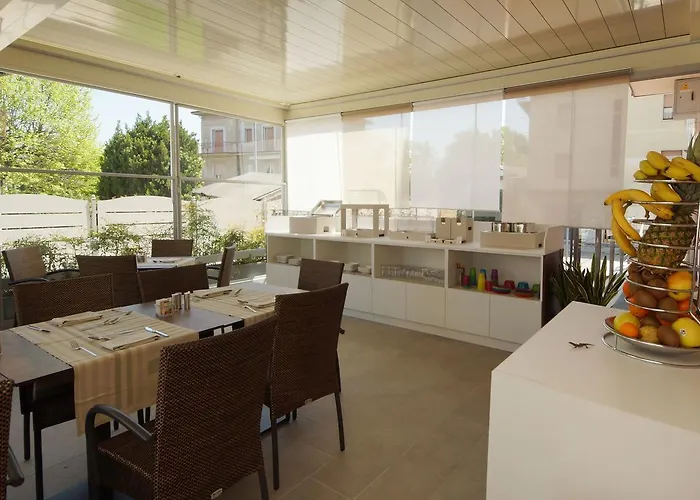 Ξενοδοχείο Clarin 14 By Dori