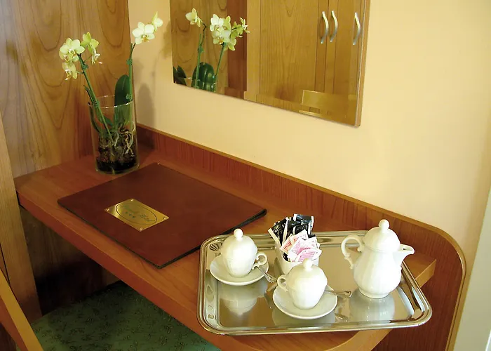 Ξενοδοχείο Clarin 14 By Dori Πεσκιέρα ντελ Γκάρντα