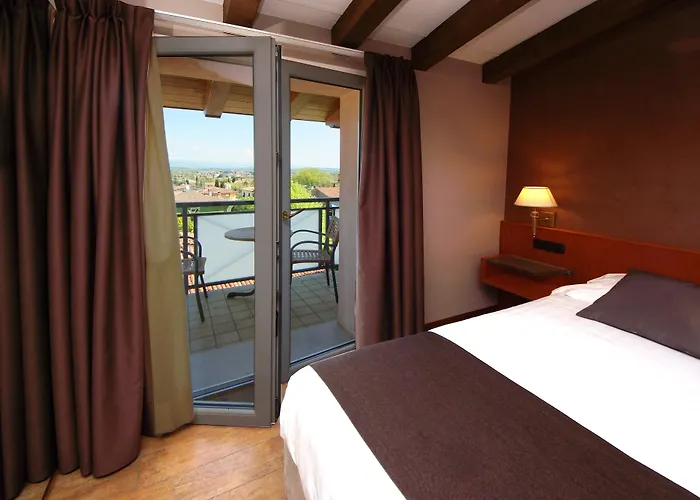 Hotel Clarin 14 By Dori